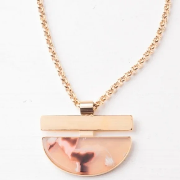 💙 Fair Trade Scarlet Long Marble Resin Pendant Necklace - Picture 1 of 4